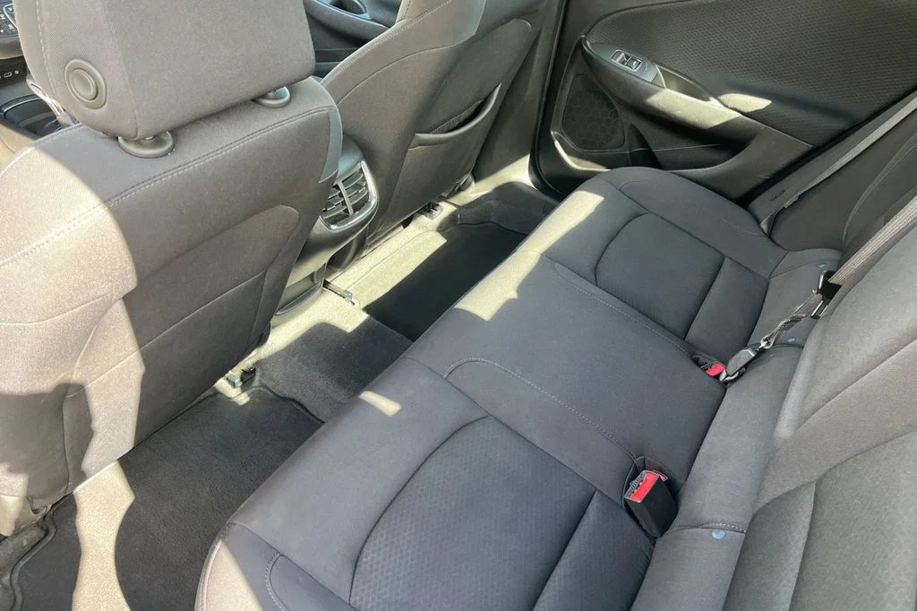 2024 Chevrolet Malibu 1LT - Photo 5