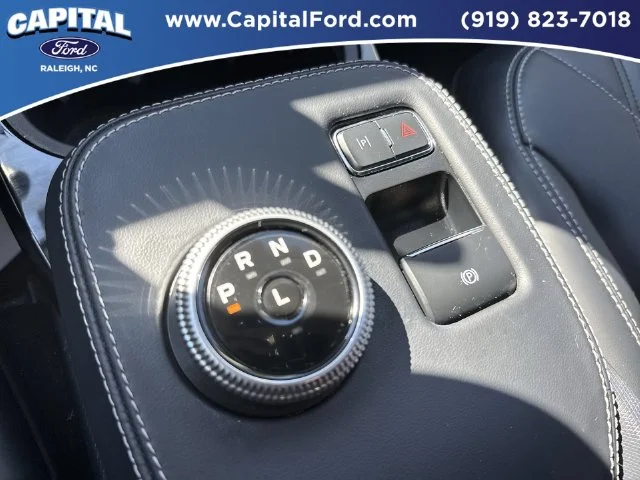 Used 2024 Green Ford Select image 30