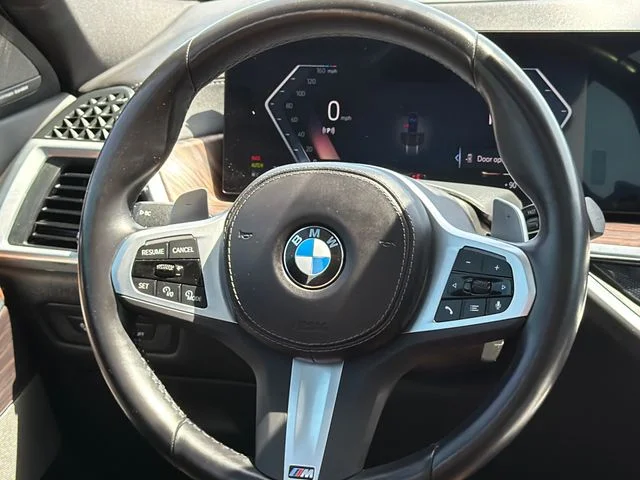 Used 2024 Black BMW xDrive40i image 14