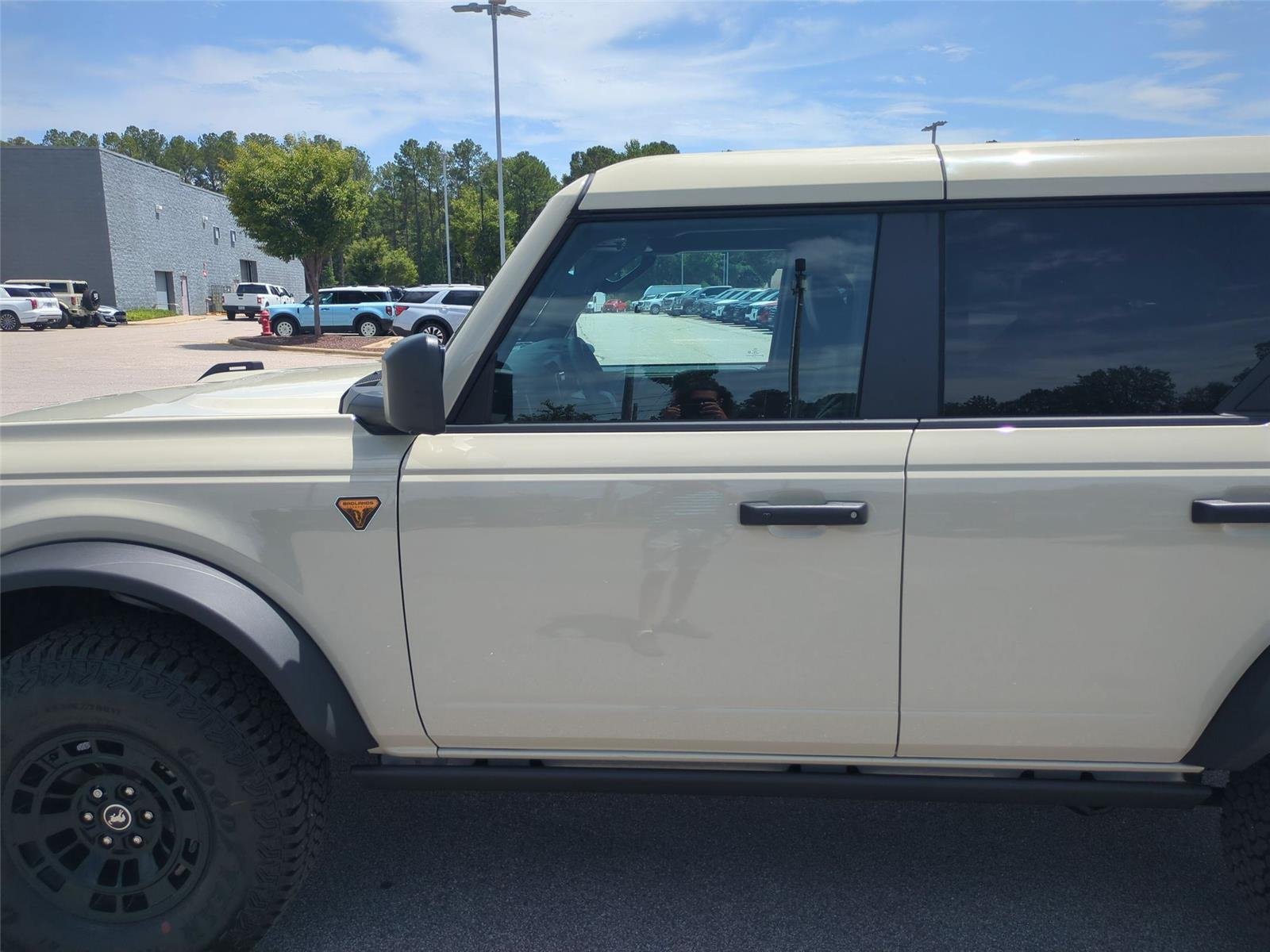 New 2026 Desert Sand Ford Badlands® image 15