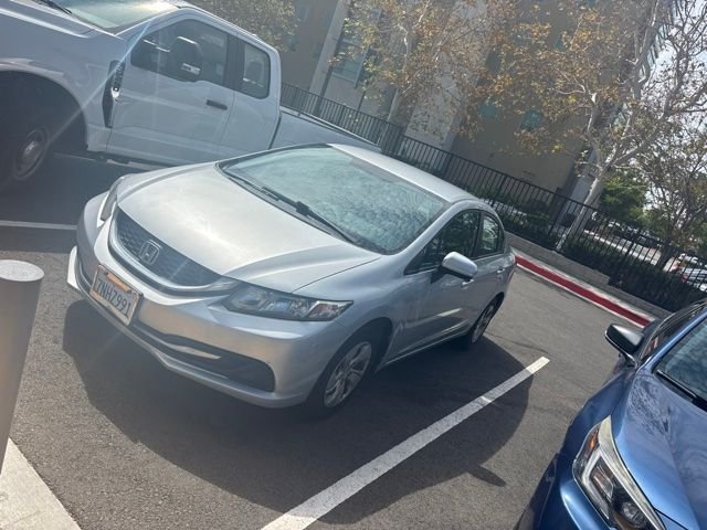 Used 2015  Honda LX image 1