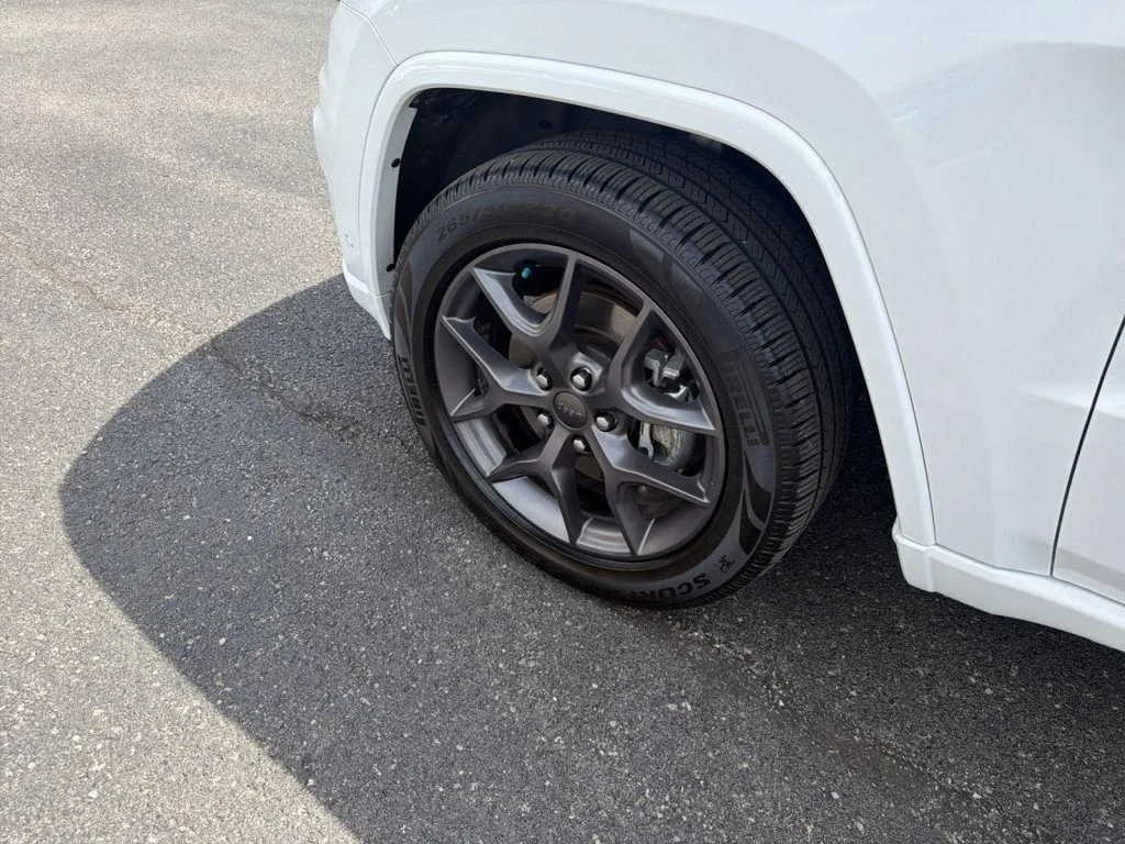 Certified Used 2021 White Jeep Limited image 18