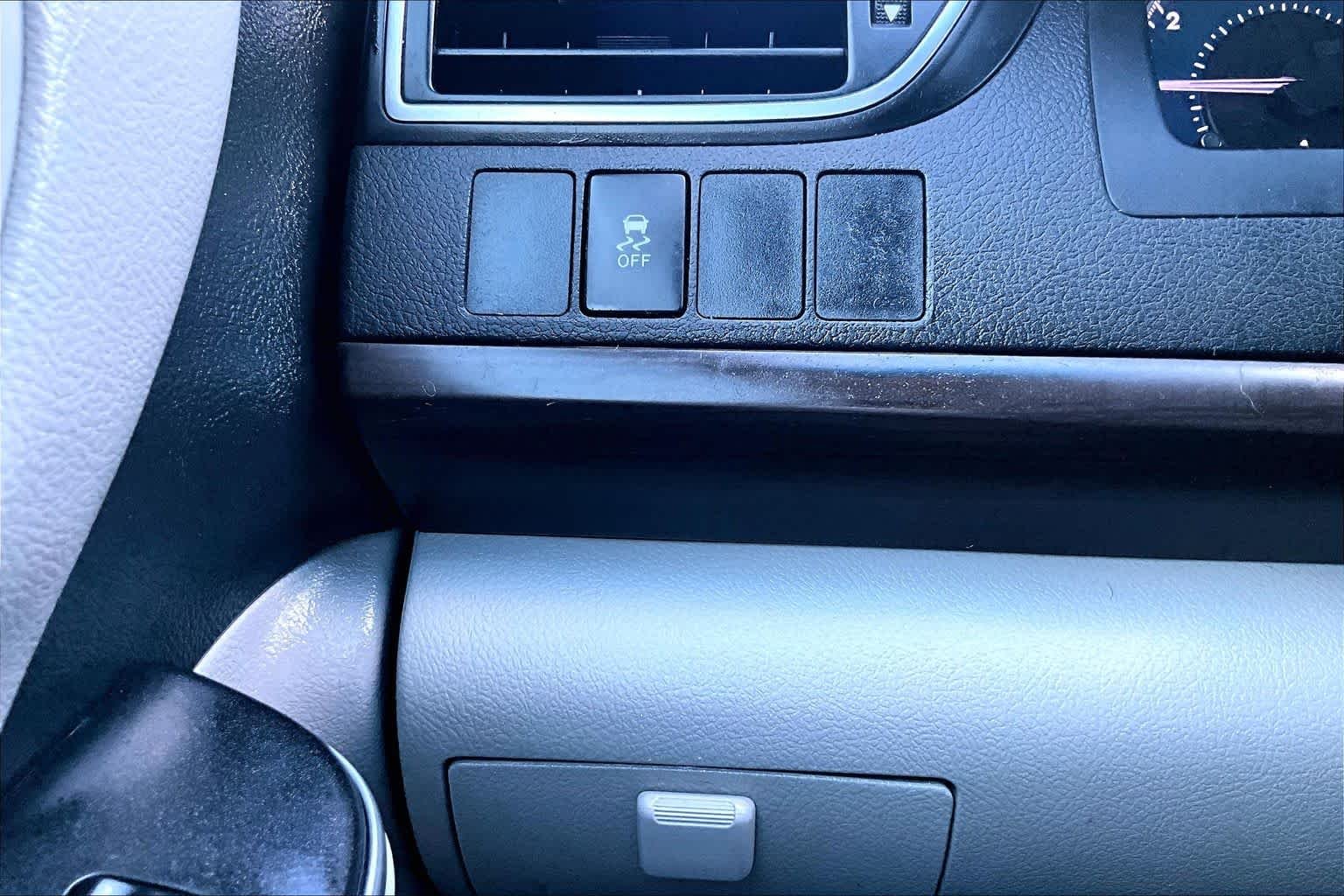Used 2016 Cosmic Gray Mica Toyota LE image 33