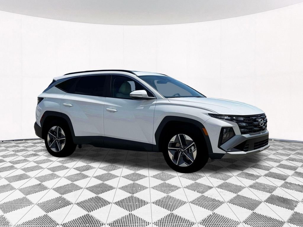 New 2026 White Hyundai SEL Premium image 16