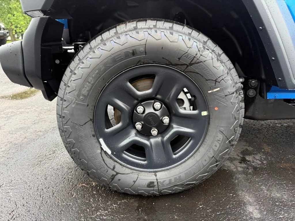 New 2026 Hydro Blue Pearlcoat Jeep Sport image 10