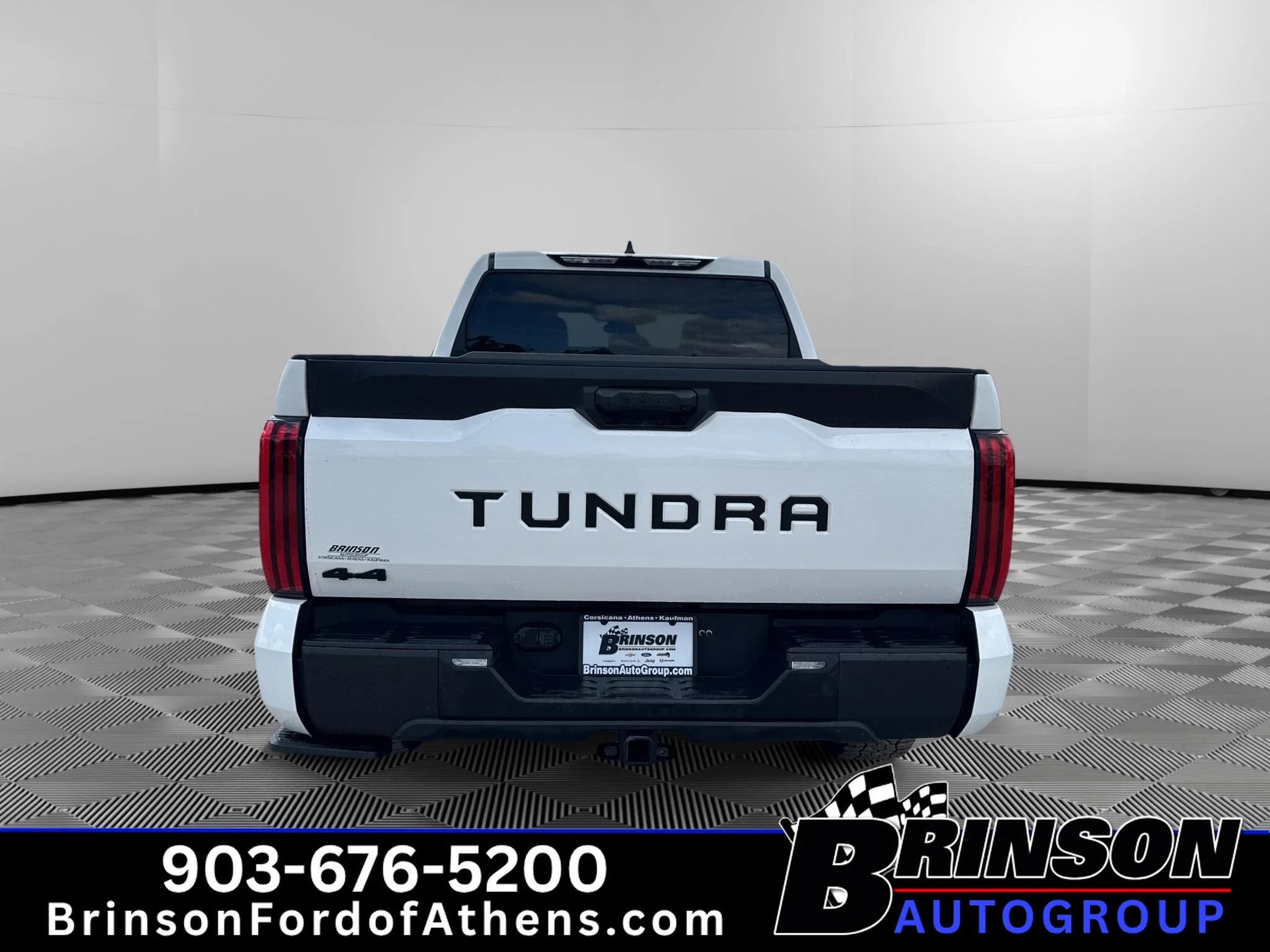 Used 2025 Ice Cap Toyota SR5 image 6