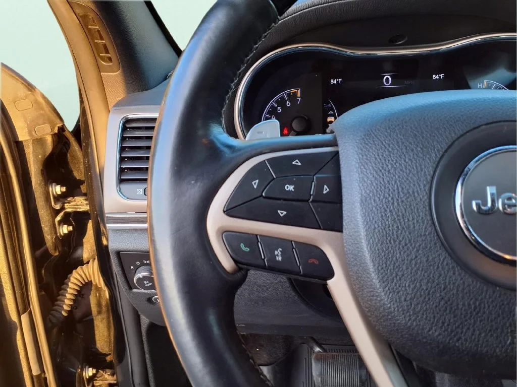 Used 2017 Black Jeep Overland image 20