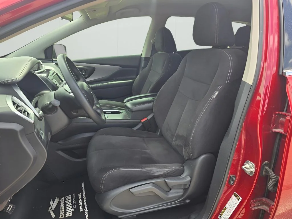 Used 2019 Cayenne Red Pearl Metallic Nissan S image 21