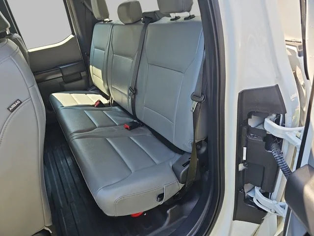 Used 2022 White Ford XL image 9