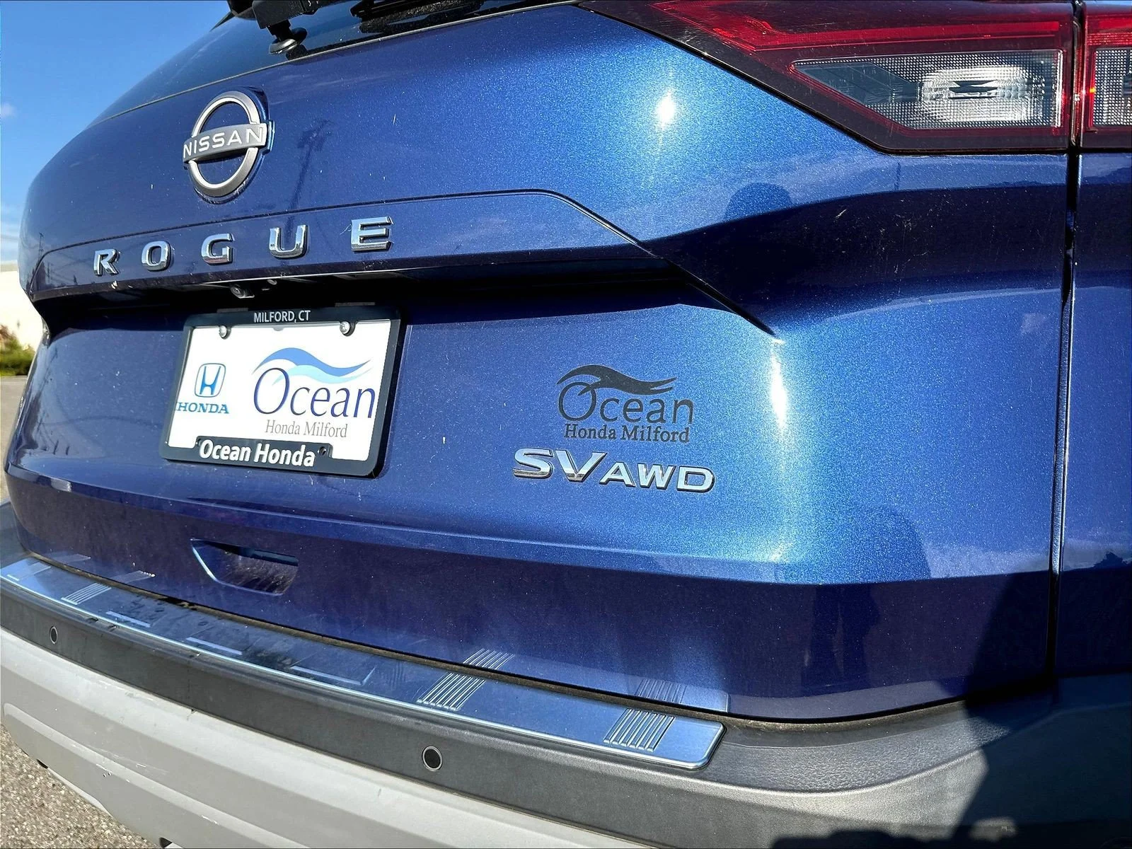 Used 2023 Caspian Blue Metallic Nissan SV image 27