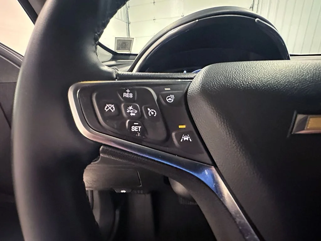 Used 2024 Blue Chevrolet LT image 37