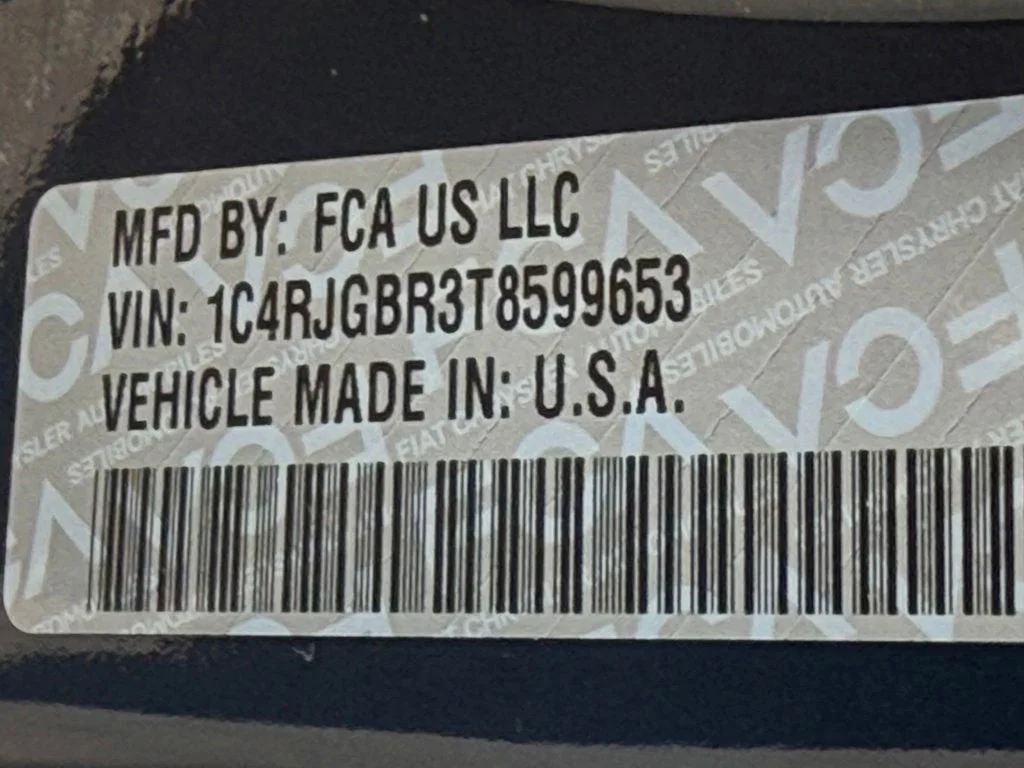 New 2026 Fathom Blue Pearl-Coat Exterior Paint Jeep Limited image 37
