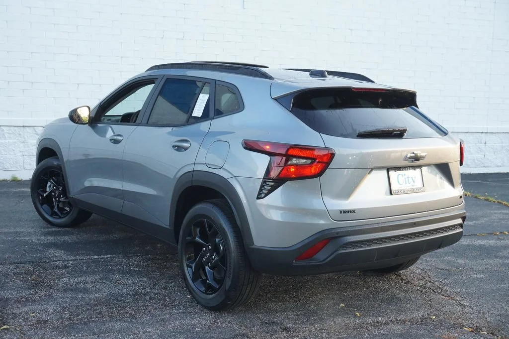 2026 Chevrolet Trax LT - Photo 7