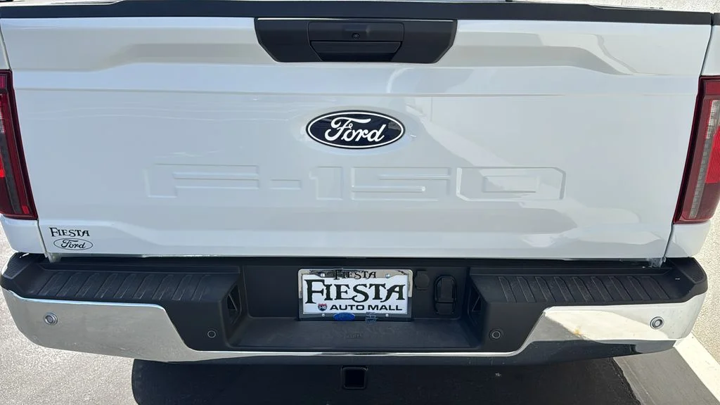 New 2026 Oxford White Ford XL image 7