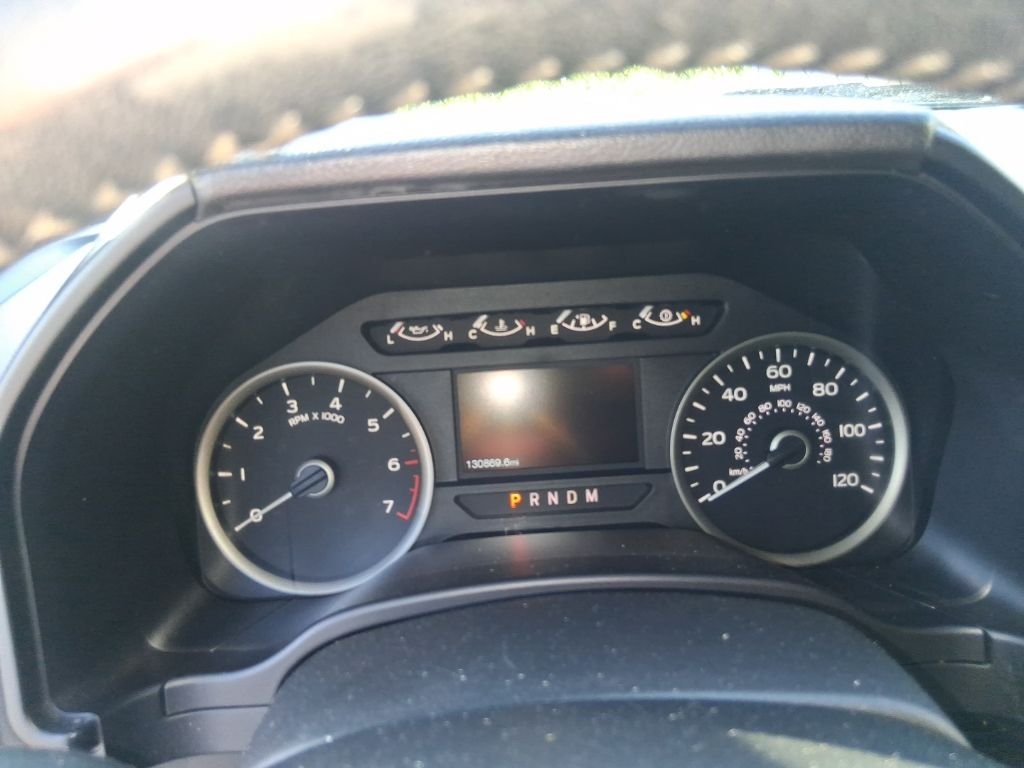 Used 2018 Blue Ford XLT image 8