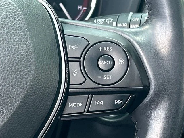 Used 2019  Toyota Limited image 71