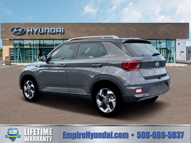New 2026 Black Hyundai SEL w/Two-Tone Roof image 4