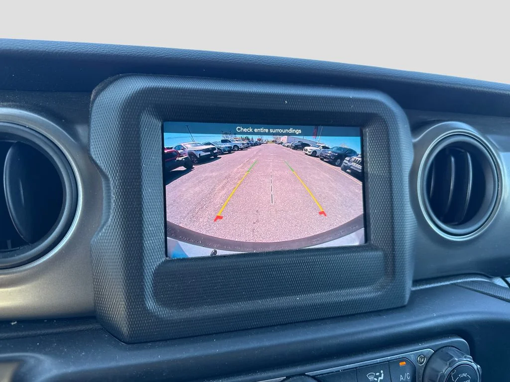 Used 2022 Red Jeep Unlimited Sport S image 18