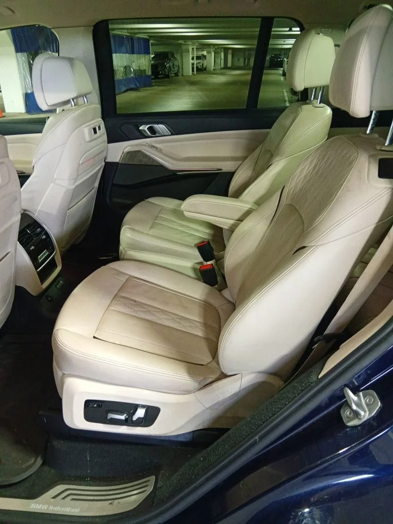 Used 2020 Blue Metallic BMW xDrive40i image 10
