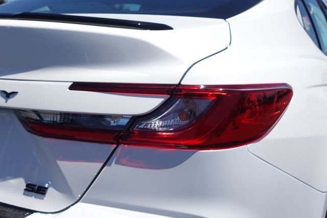 New 2026 Ice Cap Toyota  Nightshade image 7