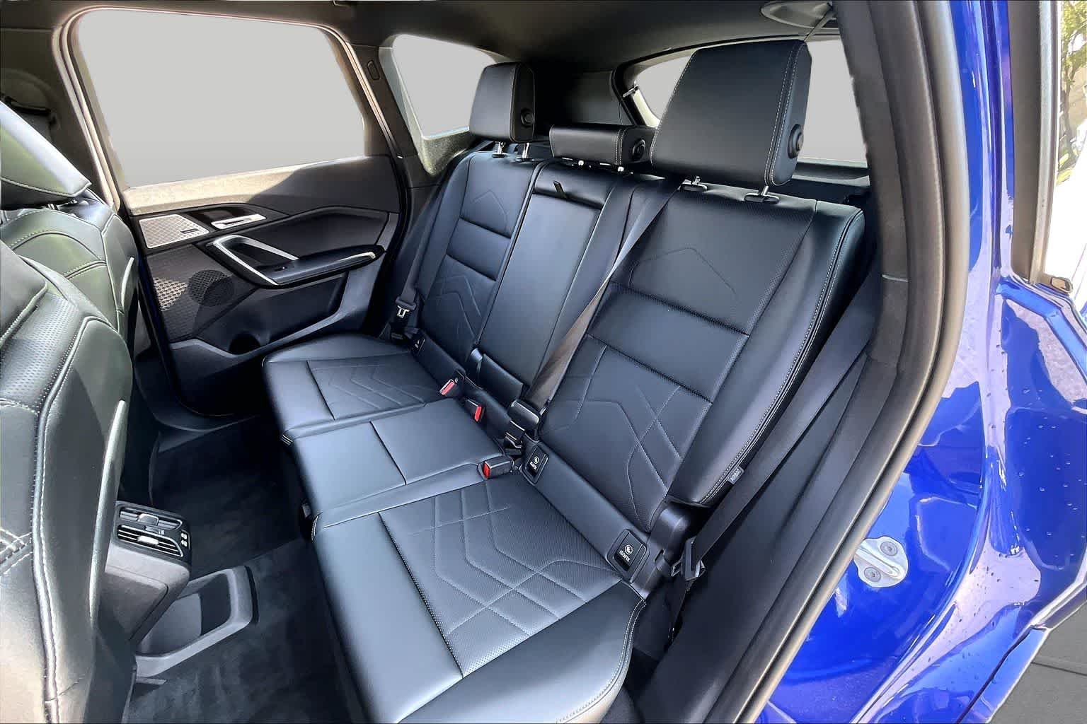 Used 2025 Portimao Blue Metallic BMW xDrive28i image 18
