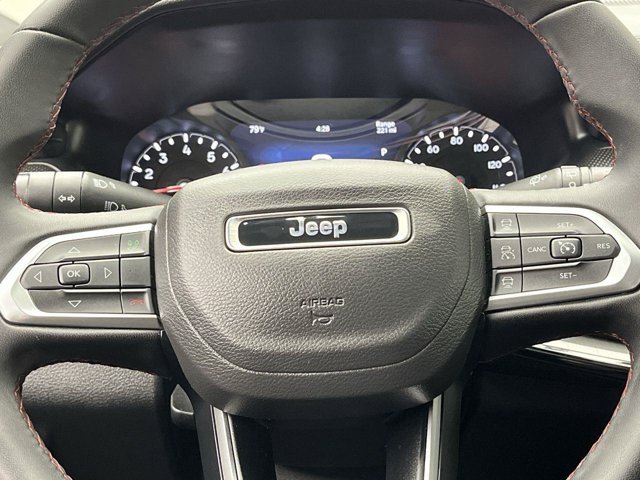 Used 2025 Red Hot Pearlcoat Jeep Trailhawk image 13