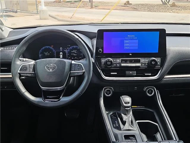 Used 2024 Blueprint Toyota Limited All-Wheel Drive image 10