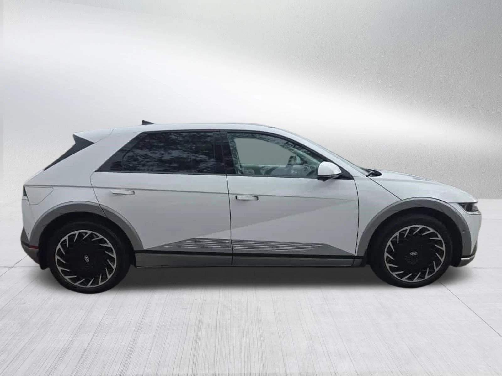 Certified 2023 Hyundai IONIQ 5 Limited with VIN KM8KRDAF0PU211612 for sale in Minneapolis, MN