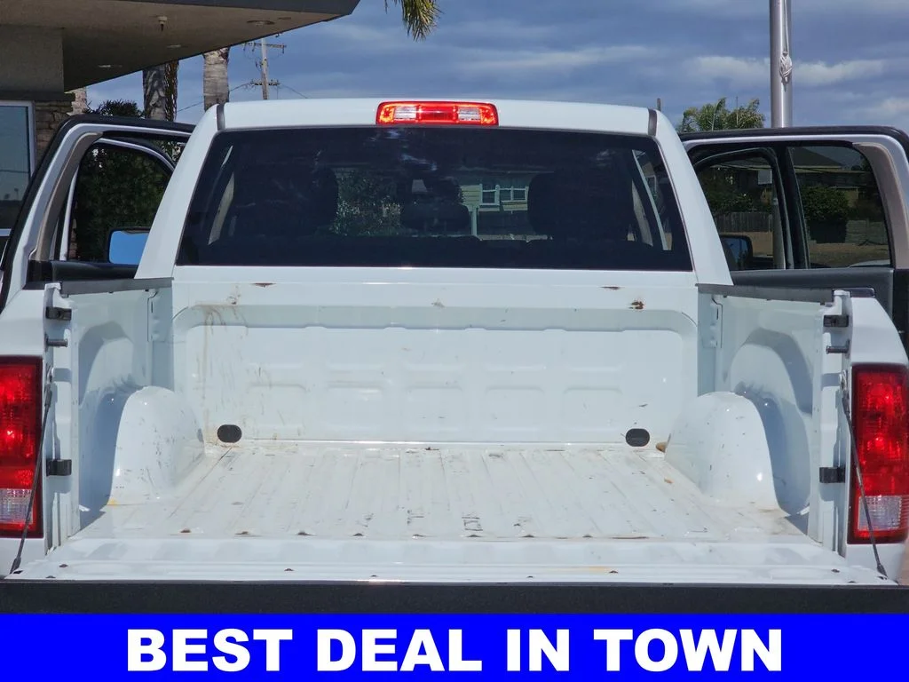 Used 2022 White Ram SLT image 12