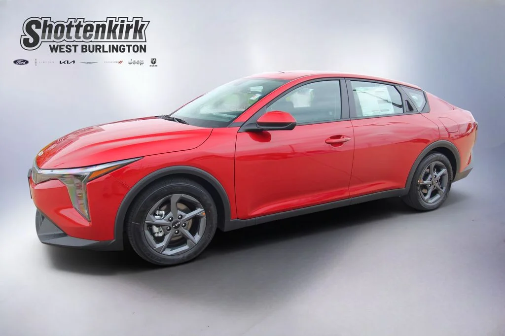 2026 Kia K4 LXS AT's photo