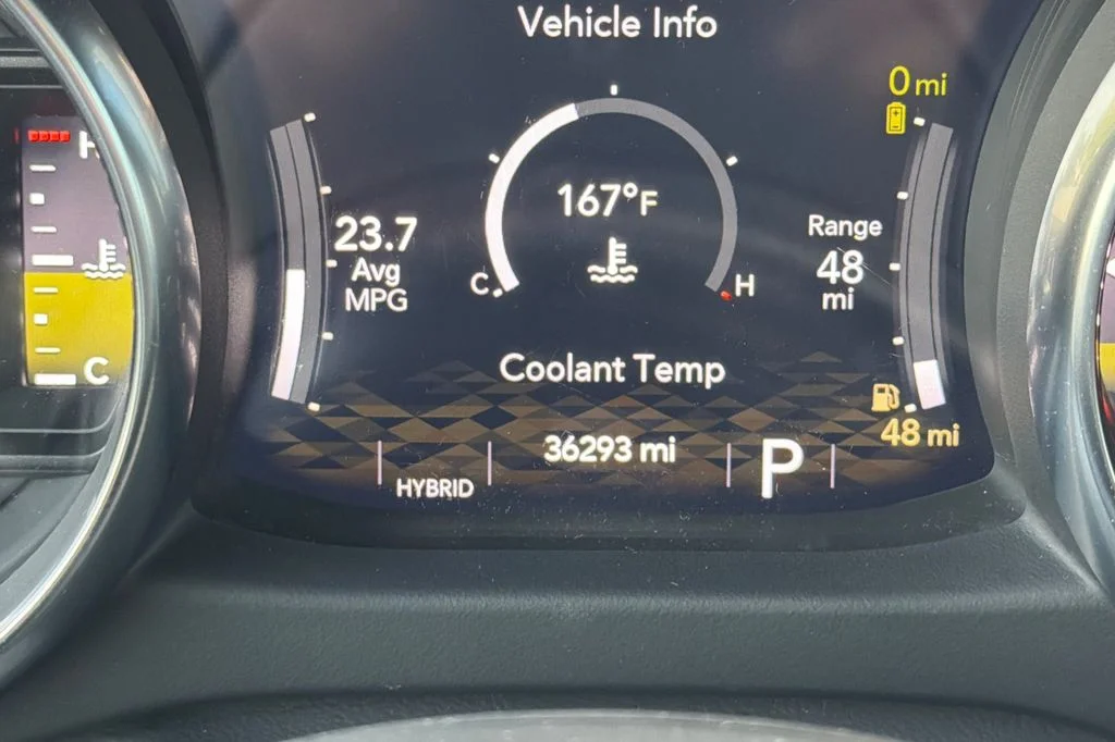 Used 2023 Silver Jeep Rubicon 4xe image 27