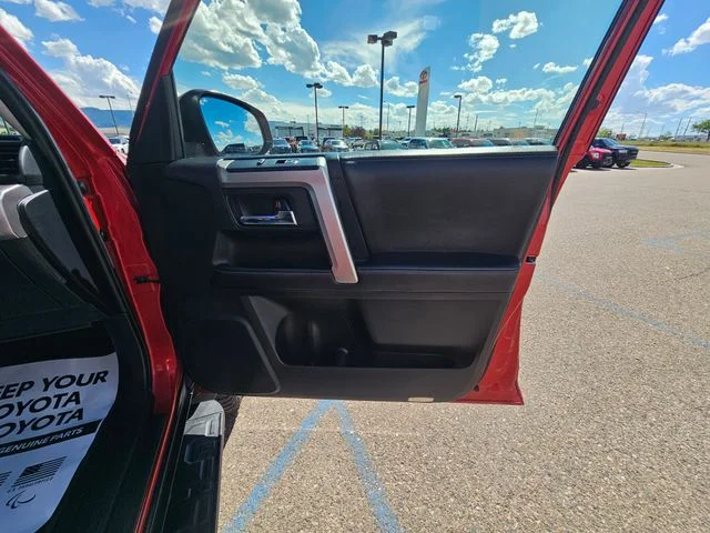 Used 2016 Barcelona Red Metallic Toyota SR5 Premium image 21