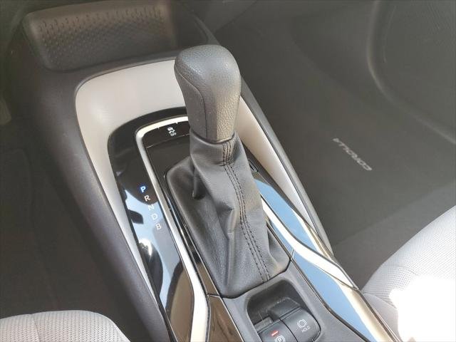 2022 Toyota Corolla LE - Photo 26
