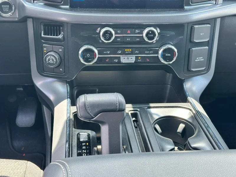 New 2026 Oxford White Ford XLT 4WD SuperCrew 5.5