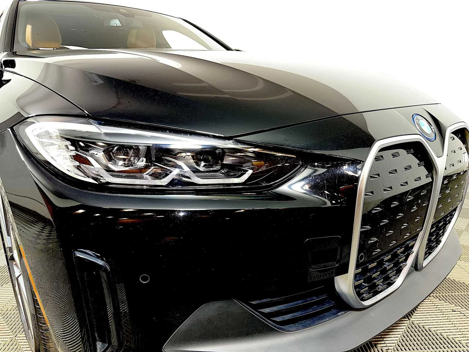 2024 BMW i4 35 - Photo 25