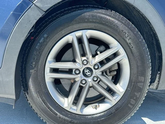 Used 2017 Blue Hyundai 2.4 Base image 10