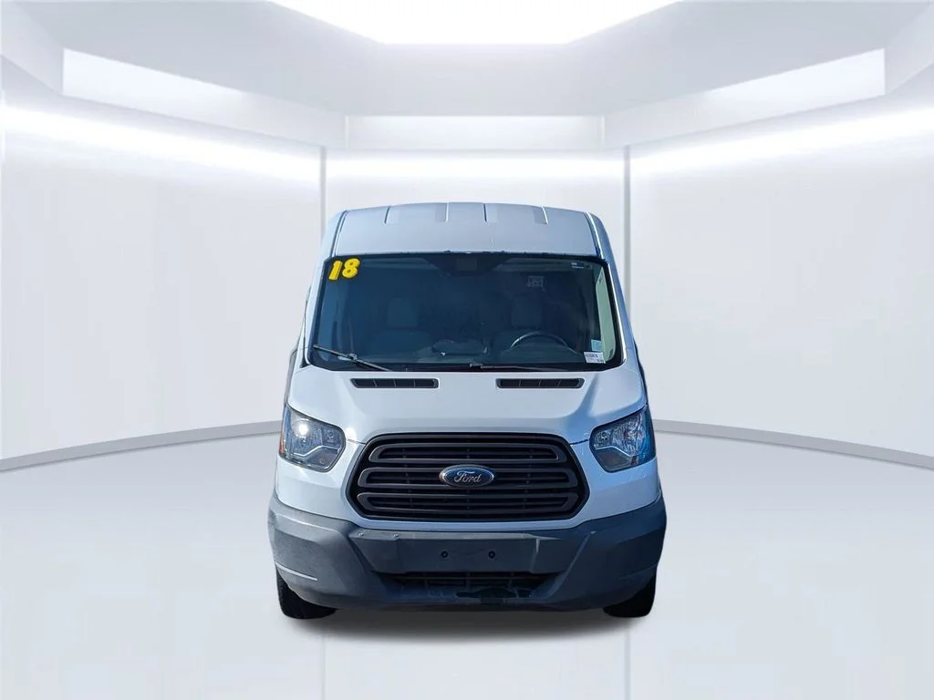Used 2018  Ford Base image 7