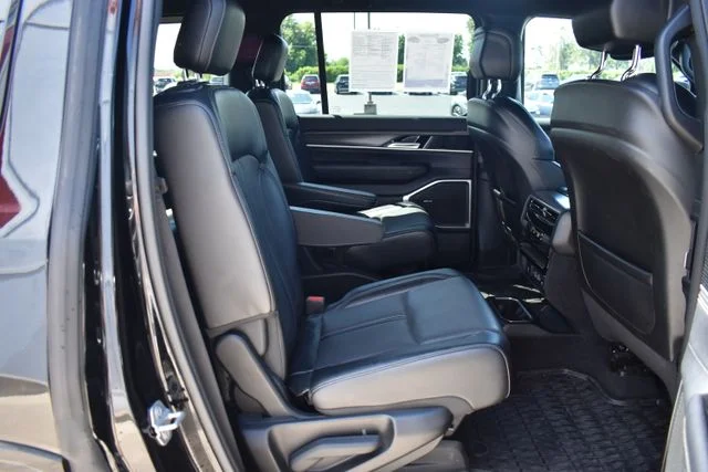 2024 Jeep Wagoneer Series II - Photo 22