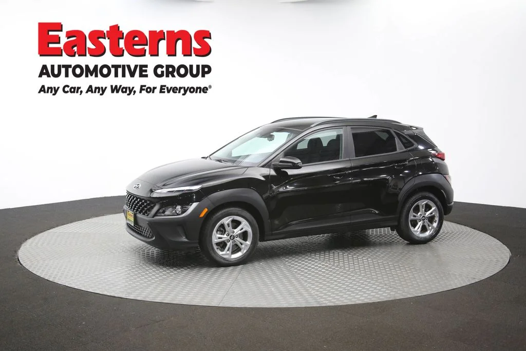 Used 2023 Black Hyundai SEL image 56