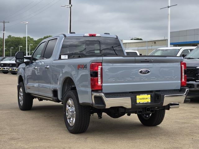New 2026 Glacier Gray Metallic Tri-Coat Ford F-250® Lariat® image 23