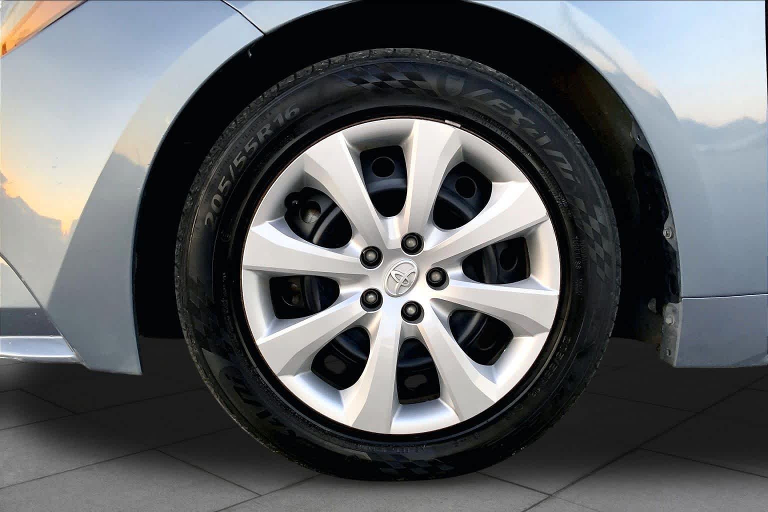 Used 2024 Celestite Toyota LE image 11