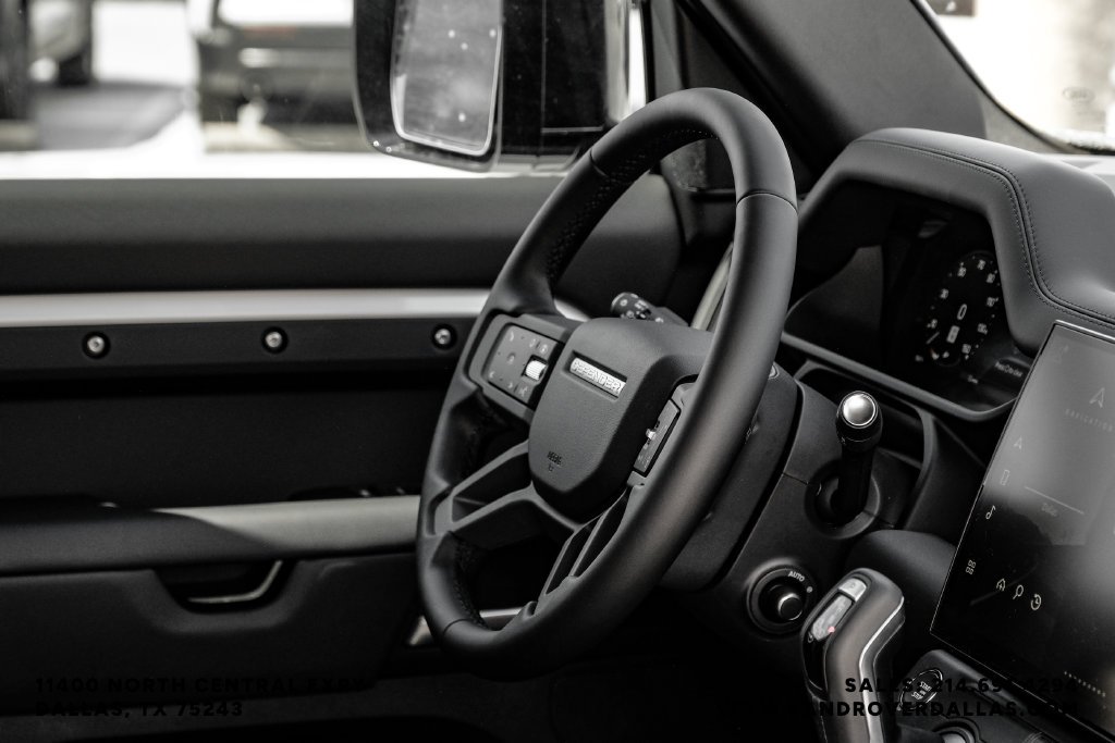 New 2026 Fuji White Land Rover X-Dynamic SE image 11