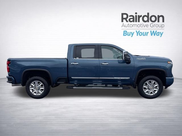 Used 2024 Lakeshore Blue Metallic Chevrolet High Country image 8
