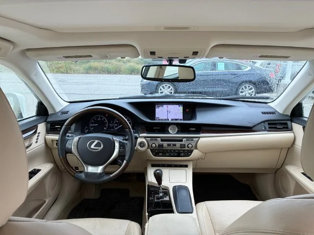 Certified Used 2015 White Lexus NA image 13