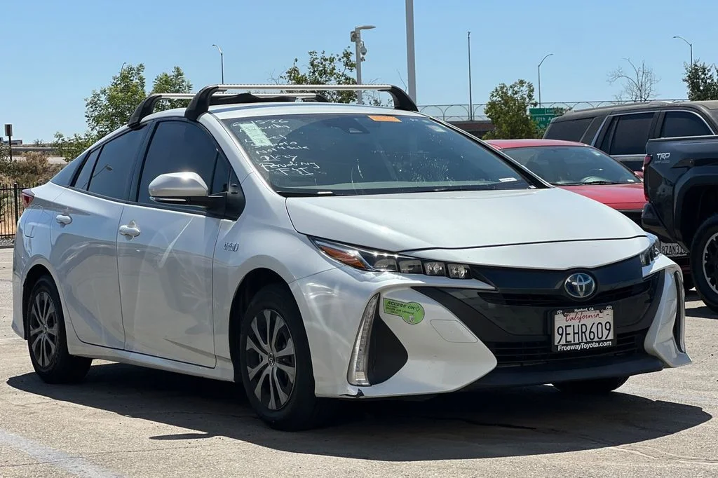 Certified Used 2022 Beige Toyota XLE image 2