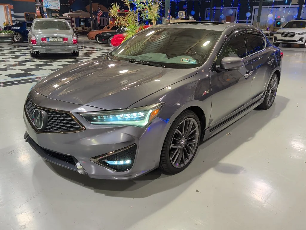 Used 2021  Acura Premium and A-SPEC Packages image 3