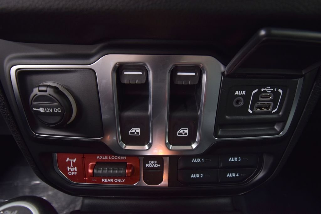 2026 Jeep Wrangler 2-Door Willys - Photo 30