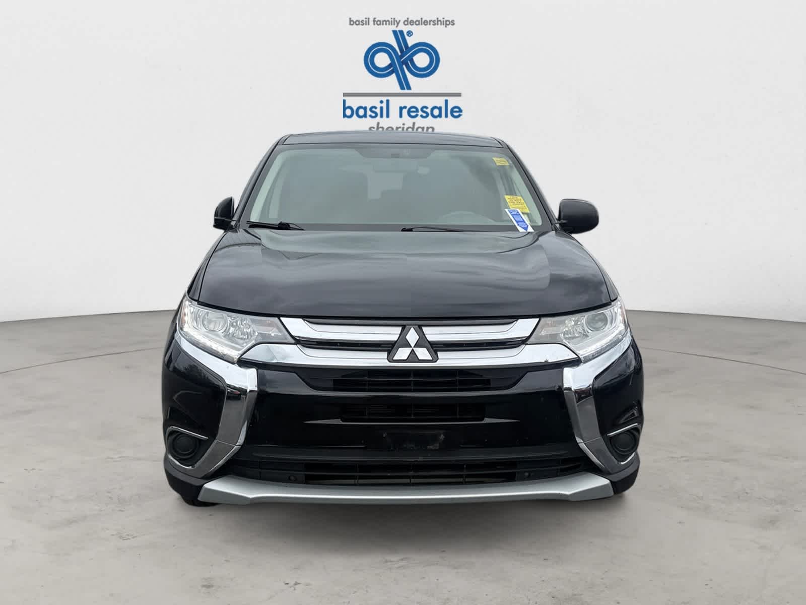 Used 2017 Labrador Black Pearl Mitsubishi ES image 10