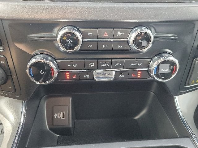 New 2026 Gray Metallic Ford XLT image 14