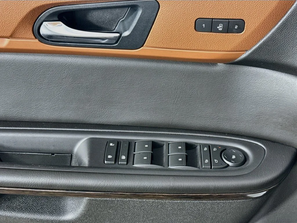 Used 2017 Beige Chevrolet Premier image 20